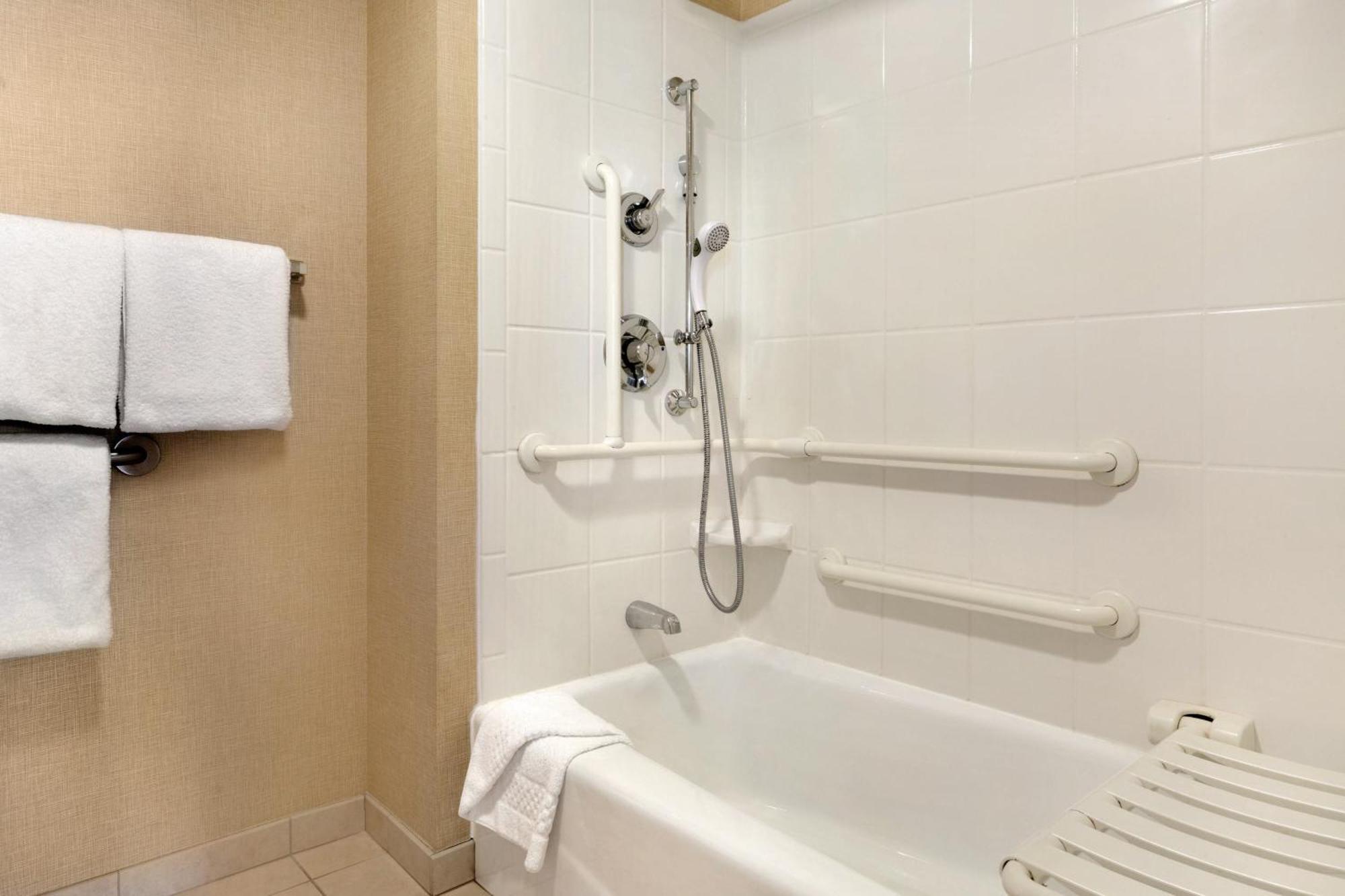 Residence Inn San Diego North/Сан Маркос Екстериор снимка