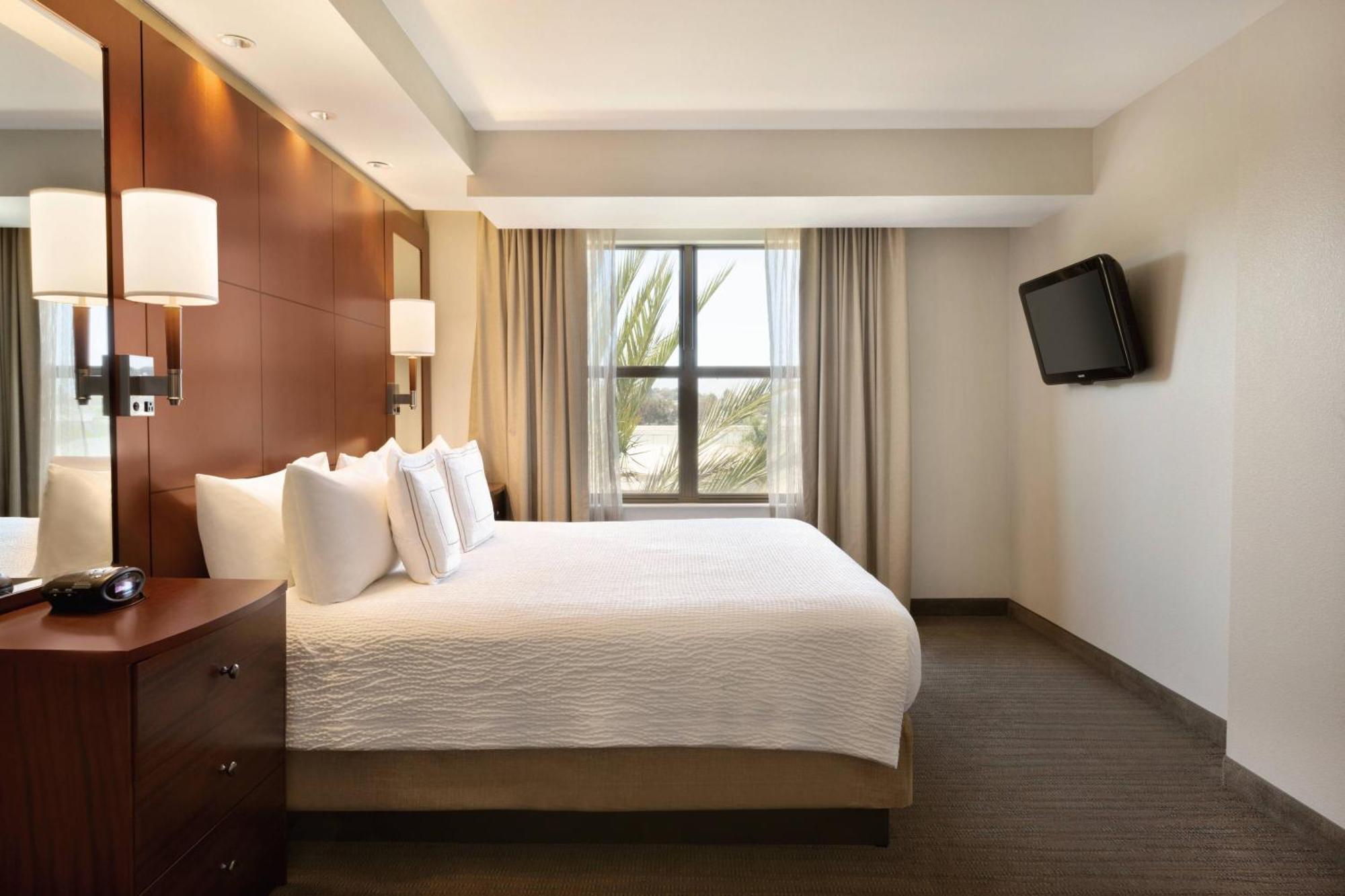 Residence Inn San Diego North/Сан Маркос Екстериор снимка