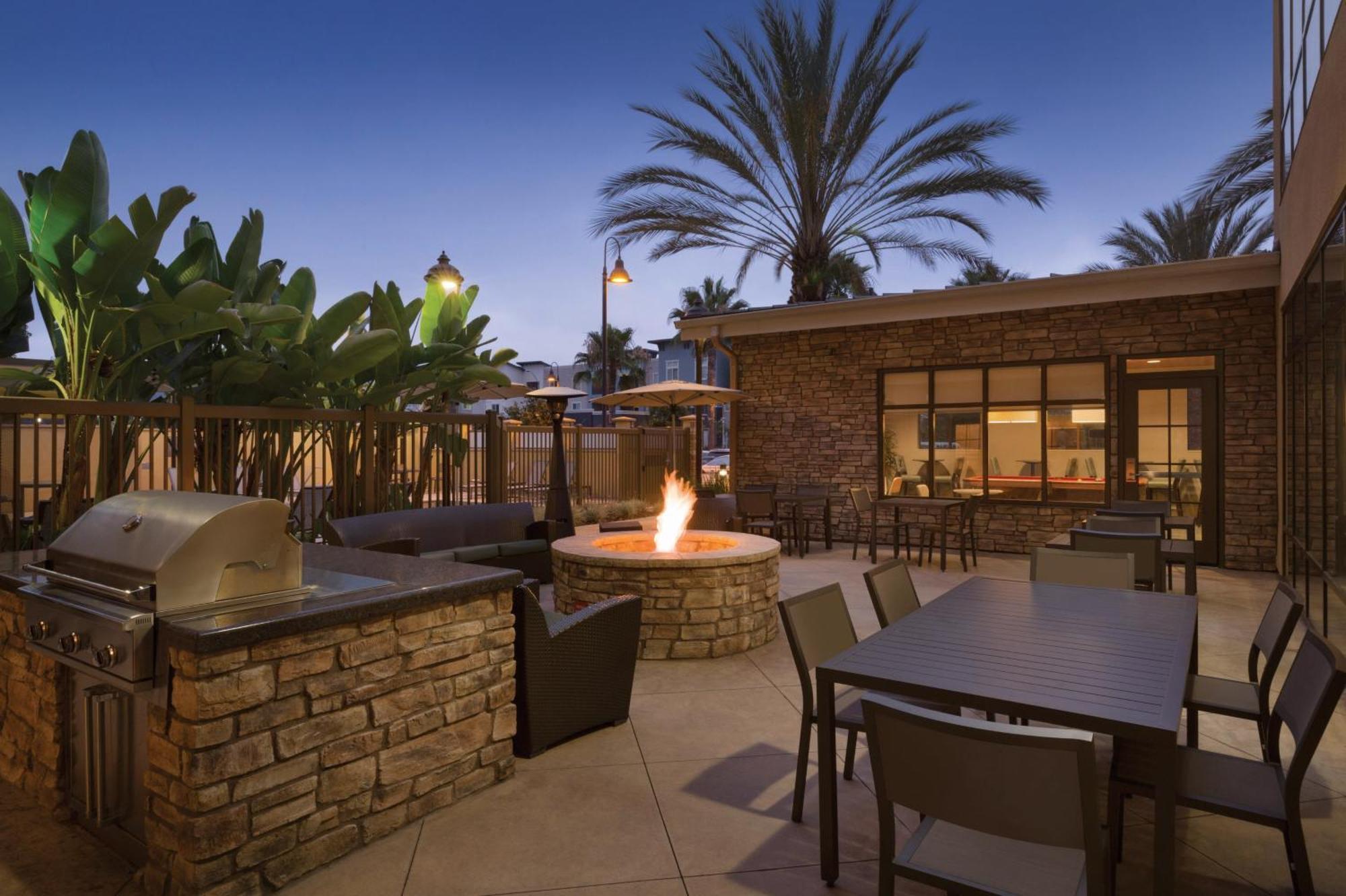 Residence Inn San Diego North/Сан Маркос Екстериор снимка