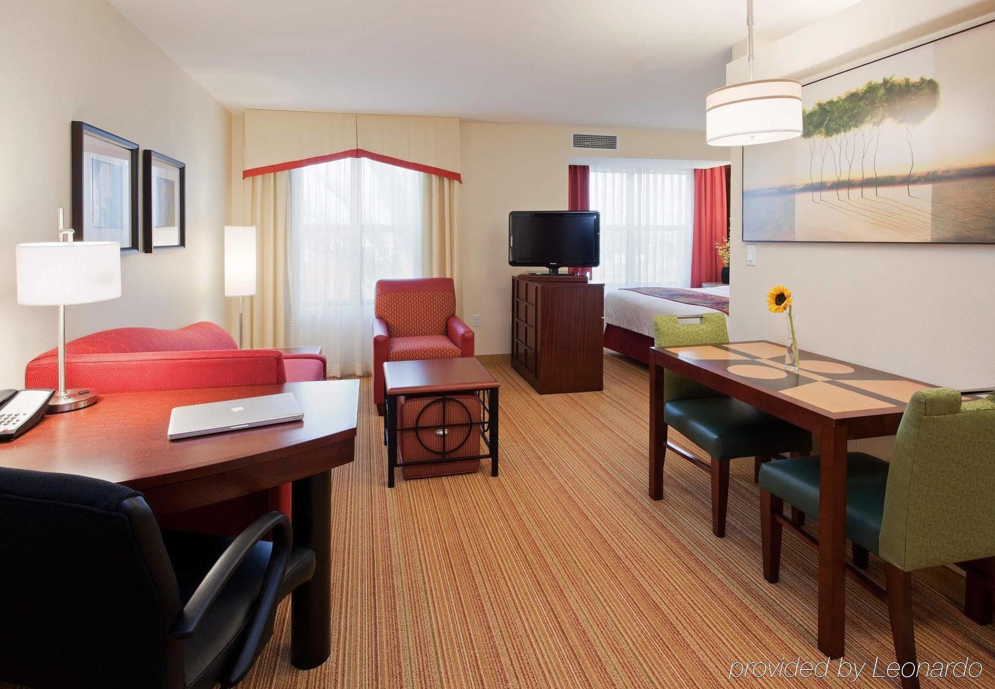 Residence Inn San Diego North/Сан Маркос Стая снимка